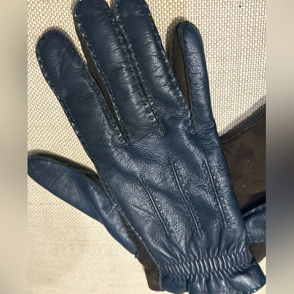 Brand New Never Worn Brunello Cucinelli Leather Gloves with Cashmere Interior